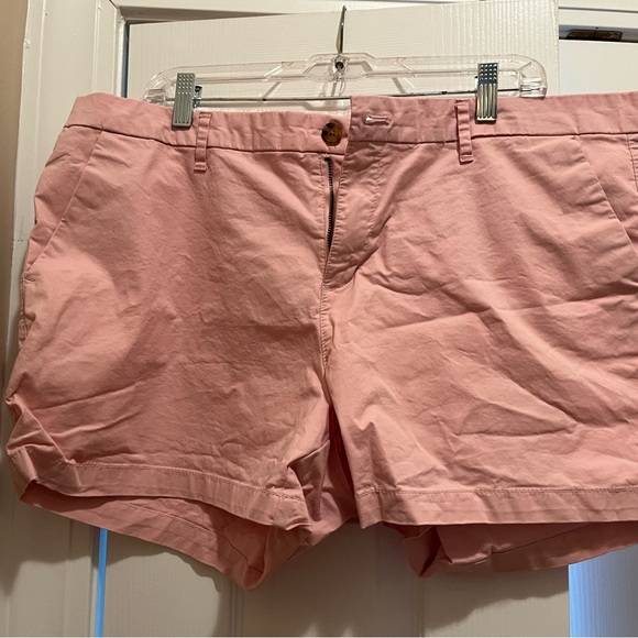 old navy pink chino shorts, 5” inseam, size 16. - Picture 1 of 2
